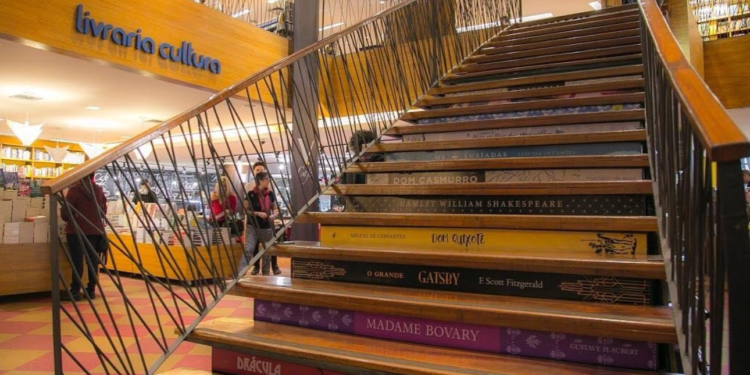 A falência da Livraria Cultura foi suspensa: sua existência depende de um recurso