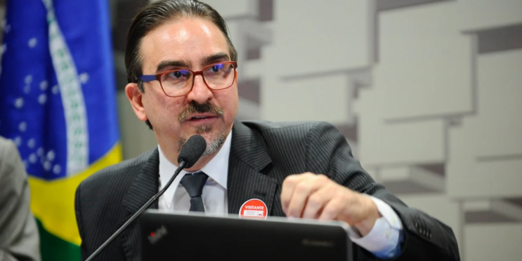 Bernard Appy, do Ministério da Fazenda, discute reforma tributária com entidades em Goiás