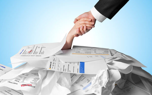 Consumidores já podem renegociar dívidas bancárias no Mutirão de Negociação e Orientação Financeira