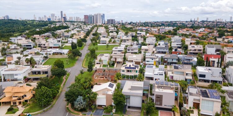 Com público cativo para condomínios horizontais, verticalização não é obstáculo em Goiânia