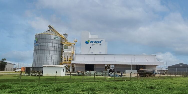 De Heus inaugura fábrica em Itaberaí