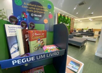 Sicredi Cerrado GO implanta ‘Biblioteca Cooperativa’ em suas agências