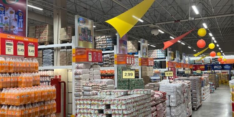 Bretas expande sua atuação no segmento atacarejo em Goiás