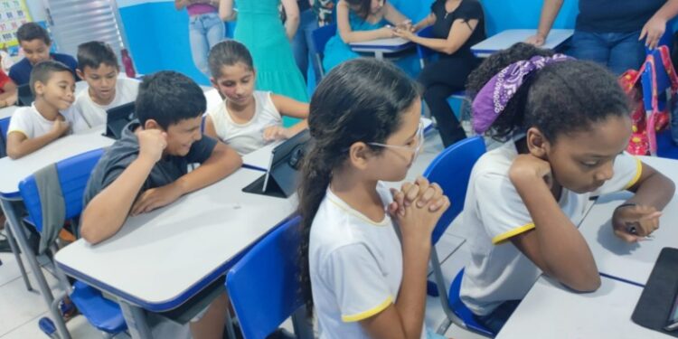 Sistema OCB/GO leva educação cooperativista para escolas