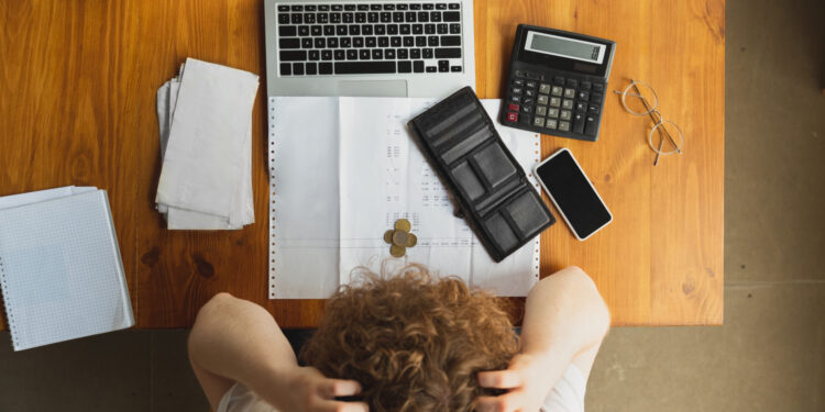 As execuções judiciais podem suspender a CNH e bloquear os cartões de crédito?