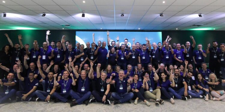 Central Sicoob Uni realiza alinhamento estratégico no Pacto Sistêmico