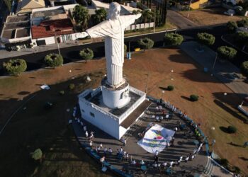 Cooperativas mobilizam 9 mil pessoas em Morrinhos para celebrar cultura da cooperação