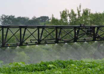 Adjuvante da De Sangosse tem potencial diferenciado na redução de deriva