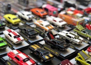 Evento reúne veículos em miniaturas no Shopping Cerrado