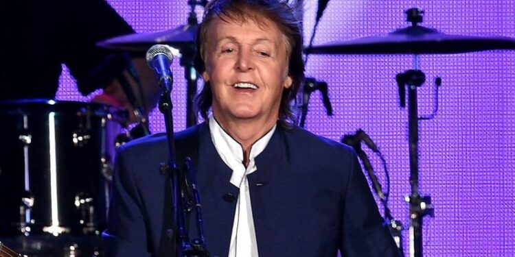Paul McCartney no Brasil: Primeiro show será em Brasília e pré-venda começa hoje (8)