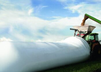 Armazenamento móvel de grãos gera flexibilidade e segurança no campo