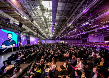 EBM marca presença no Conecta Imobi, maior evento imobiliário da América Latina