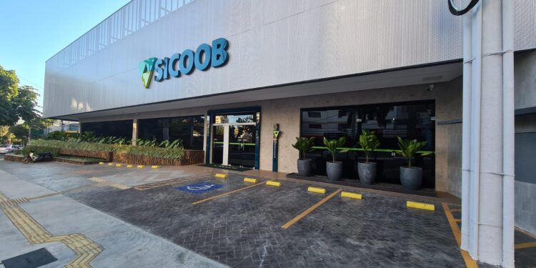Sicoob Engecred alcança marca de R$ 3 bilhões em ativos totais 