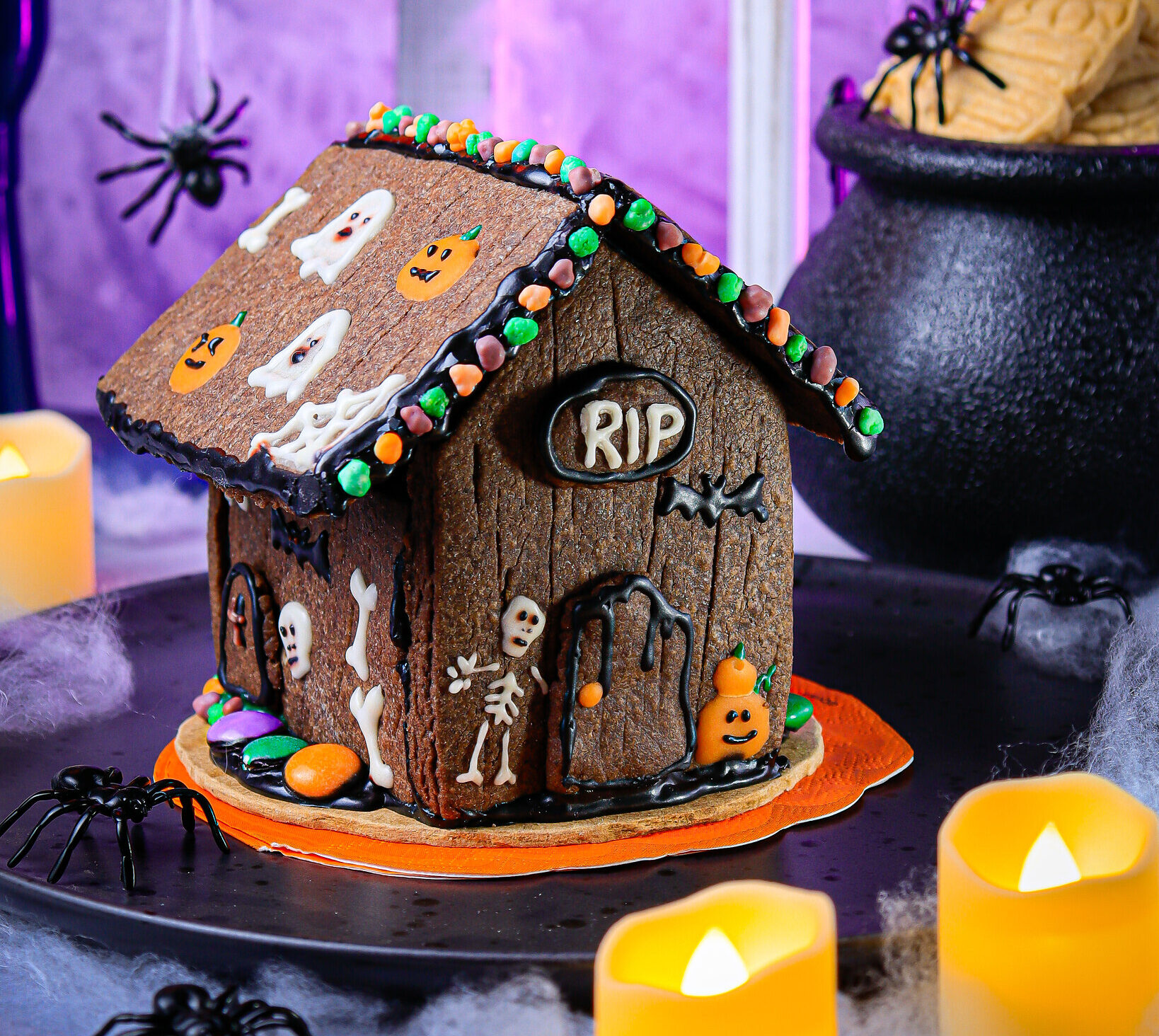 Kit de Halloween: Casinha de Gingerbread Assombrada!