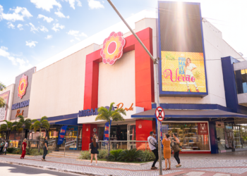 Mega Moda recebe primeira excursão de turismo de compras de Alagoas