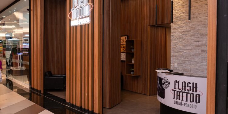 Passeio das Águas Shopping recebe evento de flash tattoo