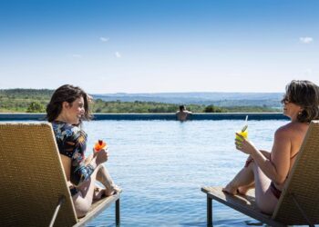 Tauá Friday: Rede hoteleira oferece descontos de até 40% em hospedagens, inclusive em datas especiais