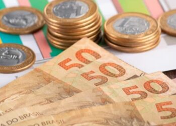 13° salário se aproxima: empresas devem pagar primeira parcela até o dia 30 de novembro