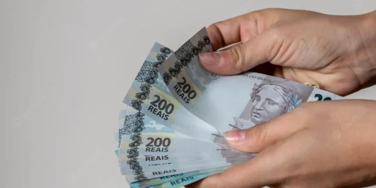 PL da taxação dos fundos exclusivos e offshores é aprovado no Senado