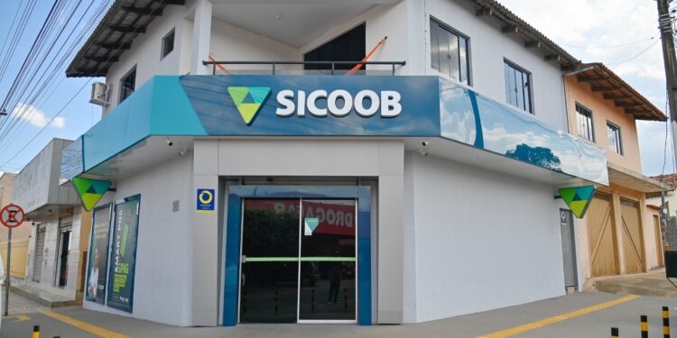 Sicoob UniCentro Br amplia presença física em Goiás e inaugura agências em Trindade e Hidrolândia