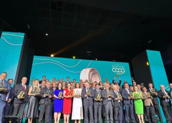 Sicredi Cerrado GO conquista Prêmio SomosCoop Excelência em Gestão