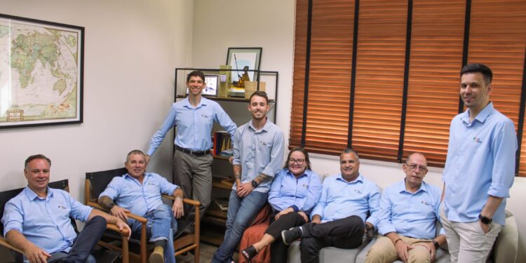 GR Química anuncia investimento da GEF e da Signal para acelerar expansão da empresa pelo Brasil