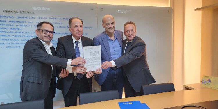 FAMBRAS assina protocolo de intenções para promover o turismo Halal em Brasília