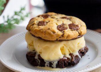 Verão 2024: estabelecimentos do DF apostam em comes e bebes refrescantes