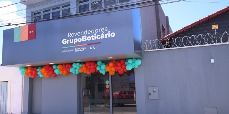 Jaraguá (GO) é contemplada com Espaço do Revendedor O Boticário