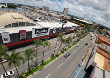 Fujioka Distribuidor inaugura mega loja de tecnologia e informática no atacado