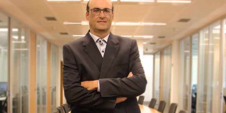 Piracanjuba apresenta novo presidente, Luiz Cláudio Lorenzo, e cria duas diretorias