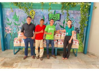 Natal Solidário: Sicoob Empresarial realiza doação de sete toneladas de alimentos