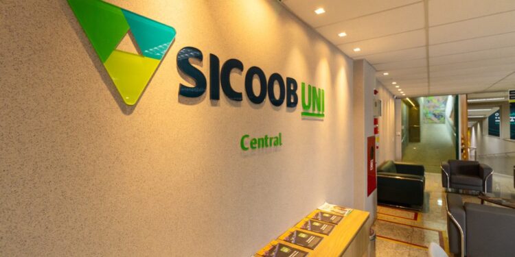 Com 20 cooperativas filiadas, Central Sicoob Uni atinge marca de R$ 20 bilhões em ativos