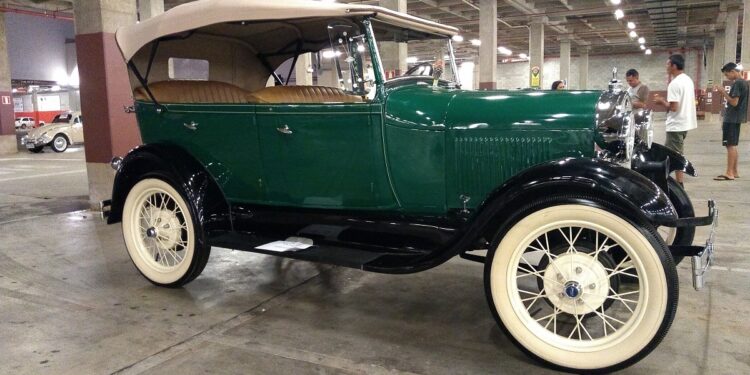 Passeio das Águas Shopping celebra o Dia Nacional do Fusca com a 6ª edição da Confraria dos Antigos