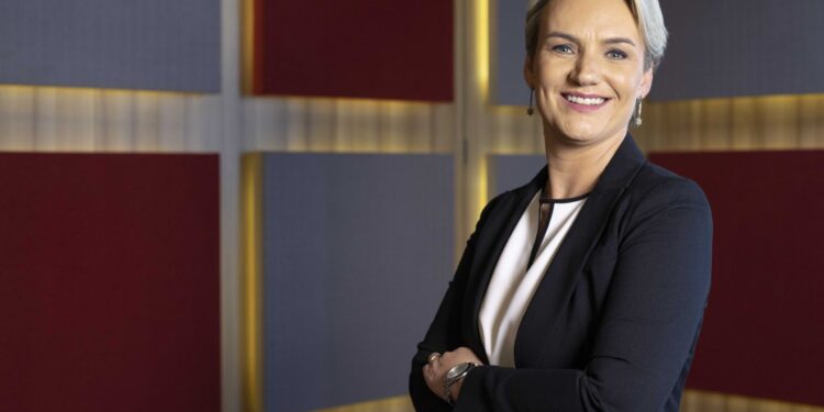 Santander contrata assessores para reforçar time de investimento em Brasília