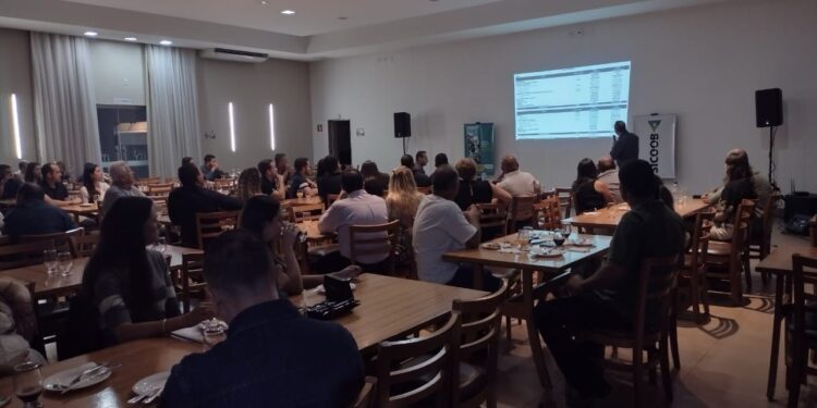 Sicoob UniCentro Norte Brasileiro realiza pré-assembleias para apresentação de resultados