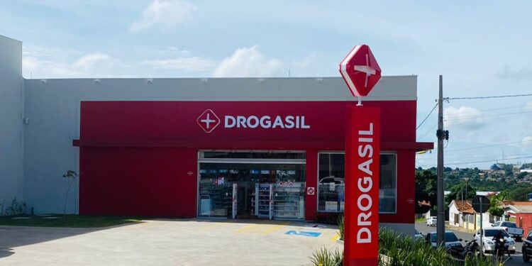 Drogasil inaugura segunda filial na cidade de Mineiros, em Goiás
