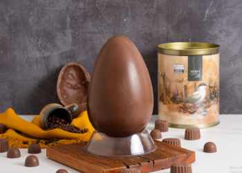 Café e chocolate se transformam em um novo sabor na campanha de Páscoa da Sterna Café