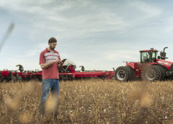 Demanda por profissionais altamente qualificados para o agronegócio cresce em 2024; salários chegam a R$ 25 mil