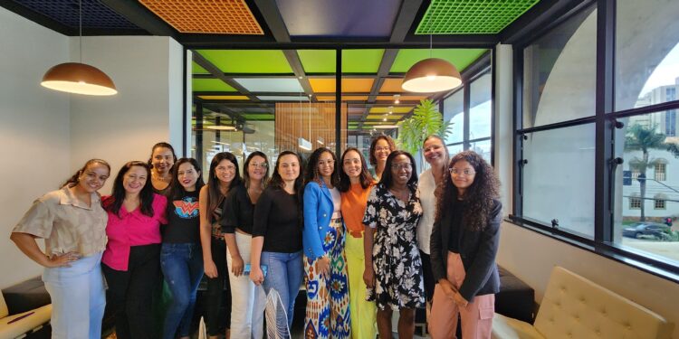 Dupla jornada é tema de discussão da Rizzo no Dia Internacional da Mulher