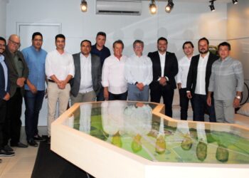 Executivos do Algar visitam Aparecida de Goiânia em falam em investimentos futuros