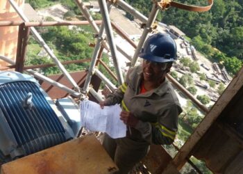 Votorantim Cimentos amplia presença de mulheres na fábrica de Sobradinho (DF)