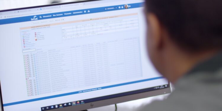 Senac abre inscrições para cursos gratuitos de educação a distância