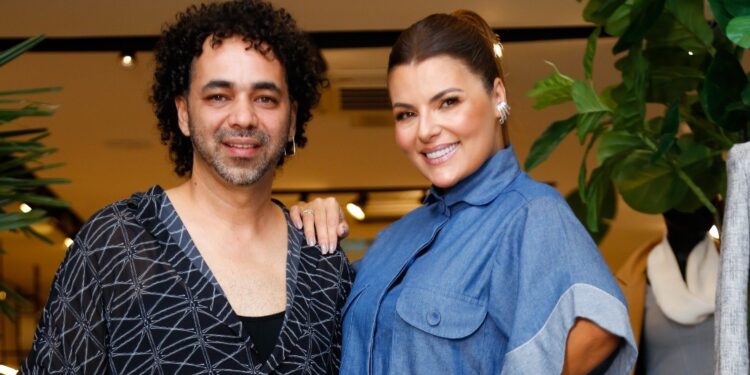 Thear convida a empresária Danila Guimarães para desfilar no SPFW