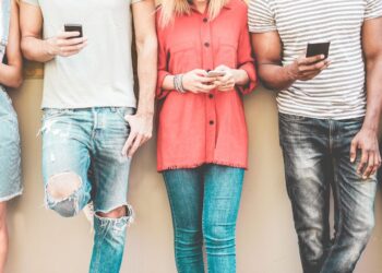 Desvendando a Resistência Empresarial na Contratação da Geração Z: Um Olhar Crítico