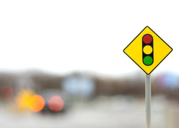 Coluna do Freitas: Mercado financeiro acena com sinal amarelo para economia