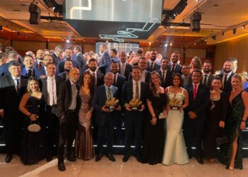 Sicoob UniCentro Br celebra a conquista de seis premiações no evento Vende Sicoob