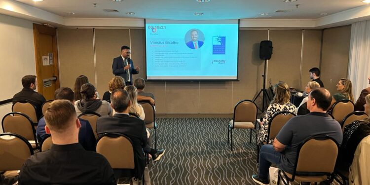 Brasília e Goiânia recebem Be International, workshop gratuito sobre imigração para os EUA