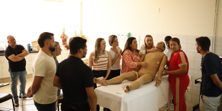 Curso técnico oferecido pelo Senac Goiás forma profissionais para demandas do mercado de saúde