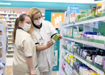 Drogasil abre 170 vagas de atendente no Centro-Oeste para início imediato